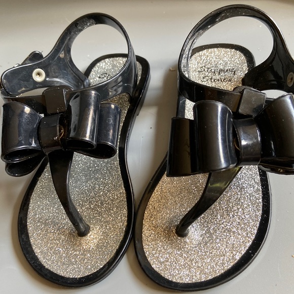 Steppingstones Sweetest sparkly flats for a little girl Big bows over instep - Picture 1 of 3